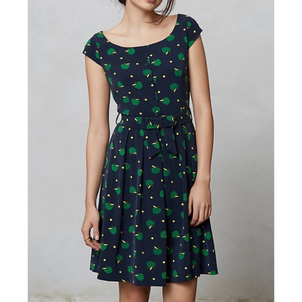 Anthro Ginger Gold Apple dress fit flare
